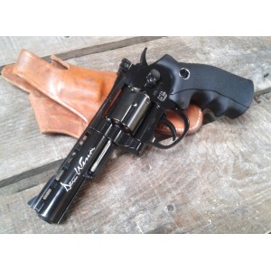 DAN WESSON REVOLVER 4" BLACK