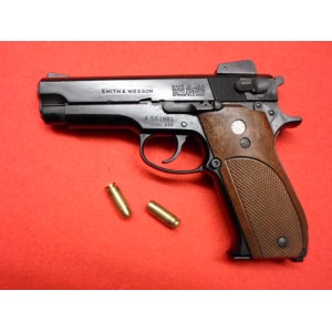 S. & W. 439 MINI SALVE