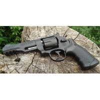 SMITH & WESSON  M&P R8